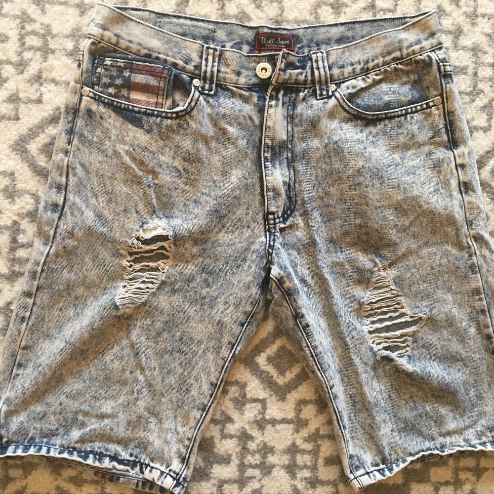 Thrill Bleached Out Distressed Shorts 34